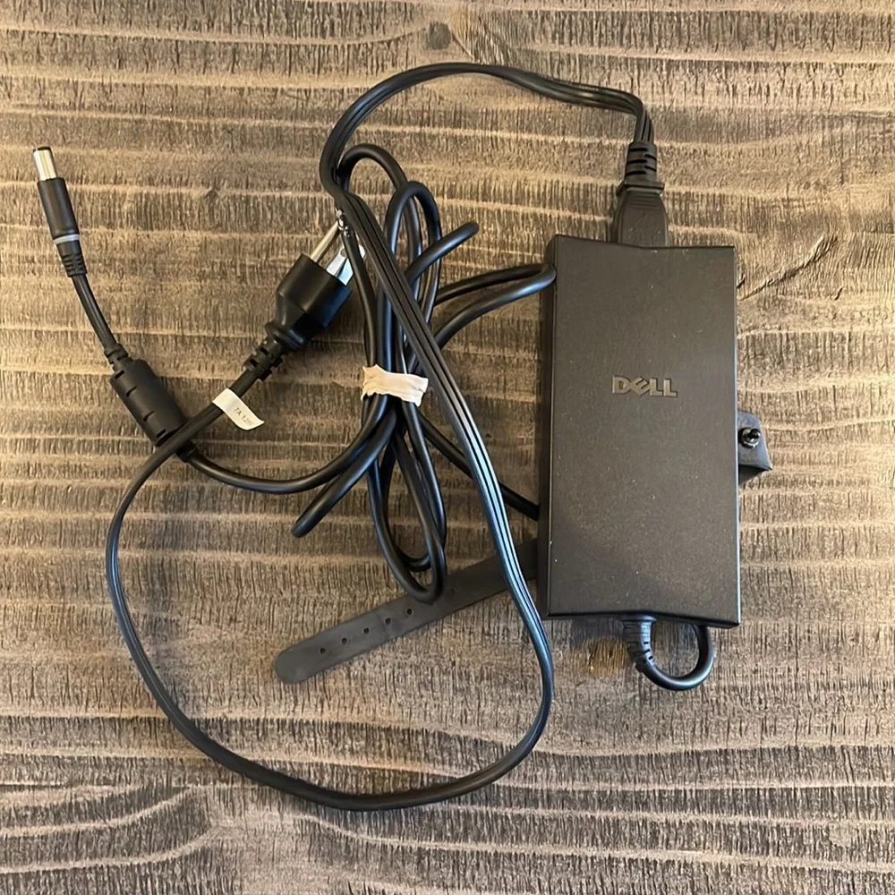 Dell laptop charger 130W- AC Adapter